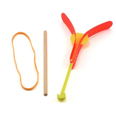Arrowcopter Single-400x400 Arrowcopter toy with two orange wings, a stick and a rubberband